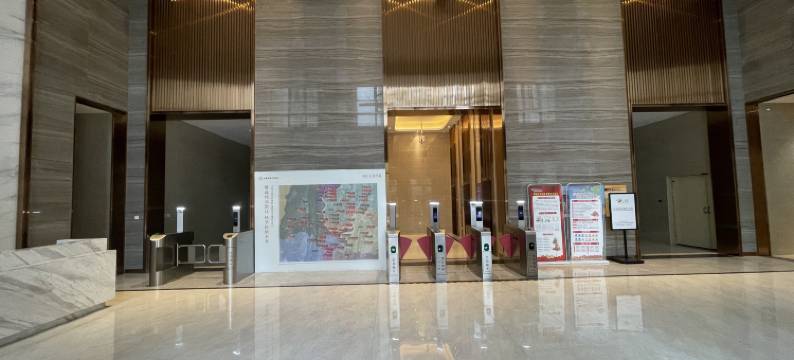 江上外滩纯江景城市景观民宿图片