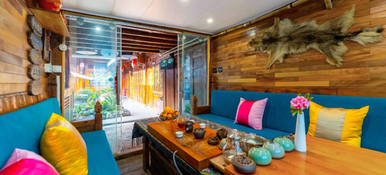 浮椿霜林客栈(丽江古城四方街店)图片