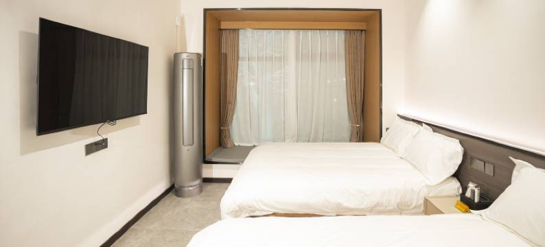 楠隐九棠酒店(天堂明堂应天门景区店)图片