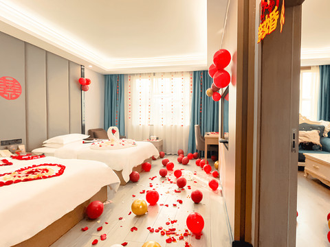 悦和正翔酒店(花垣城南汽车站县政府店)