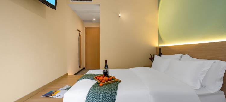 龙猫精灵酒店(十堰五堰商场人民医院店)图片