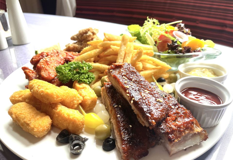 Le Midi Hotel Chitou Hotel Overview