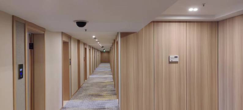 杨建华大酒店(沪南路芳华路地铁站店)图片
