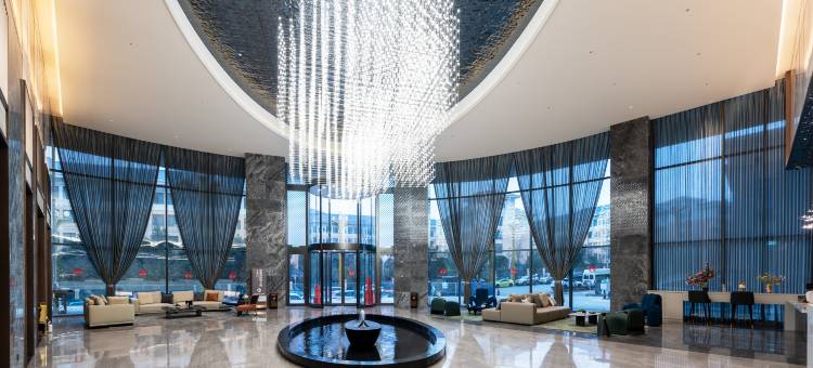 美豪丽致酒店(镇雄观澜湖购物公园店)图片