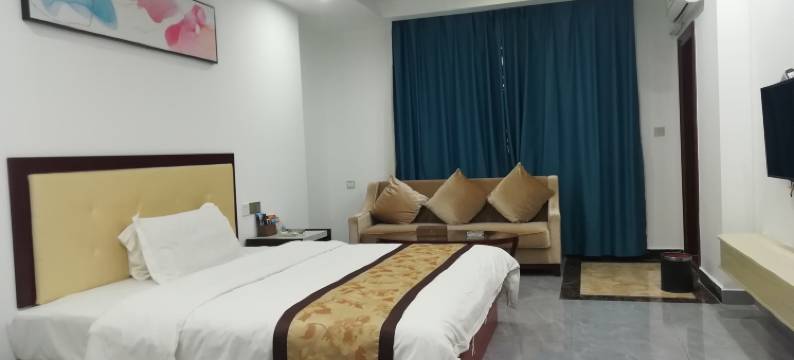 罗定凯旋湾酒店(凯旋广场店)图片