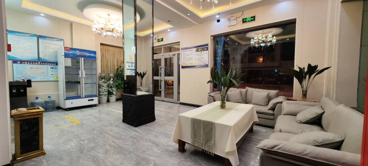 大柴旦春潮宾馆(翡翠商业步行街店)图片