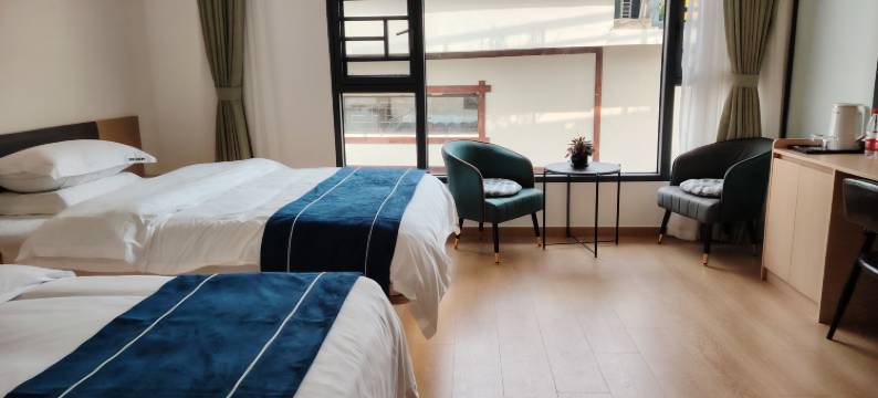 新状元时光民宿(青岩古镇店)图片