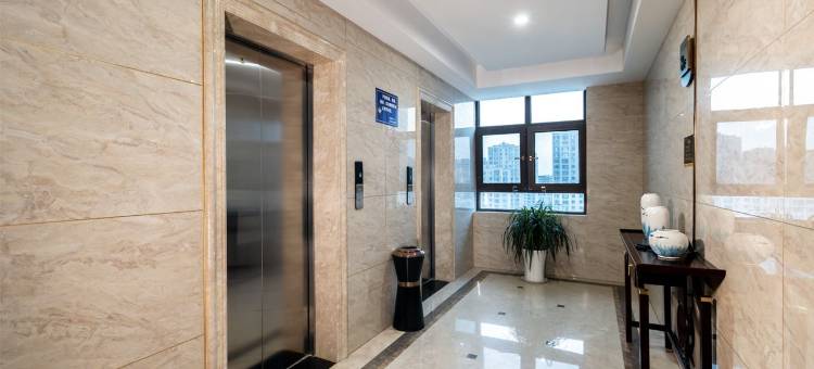 微山顺元鸿禧酒店图片