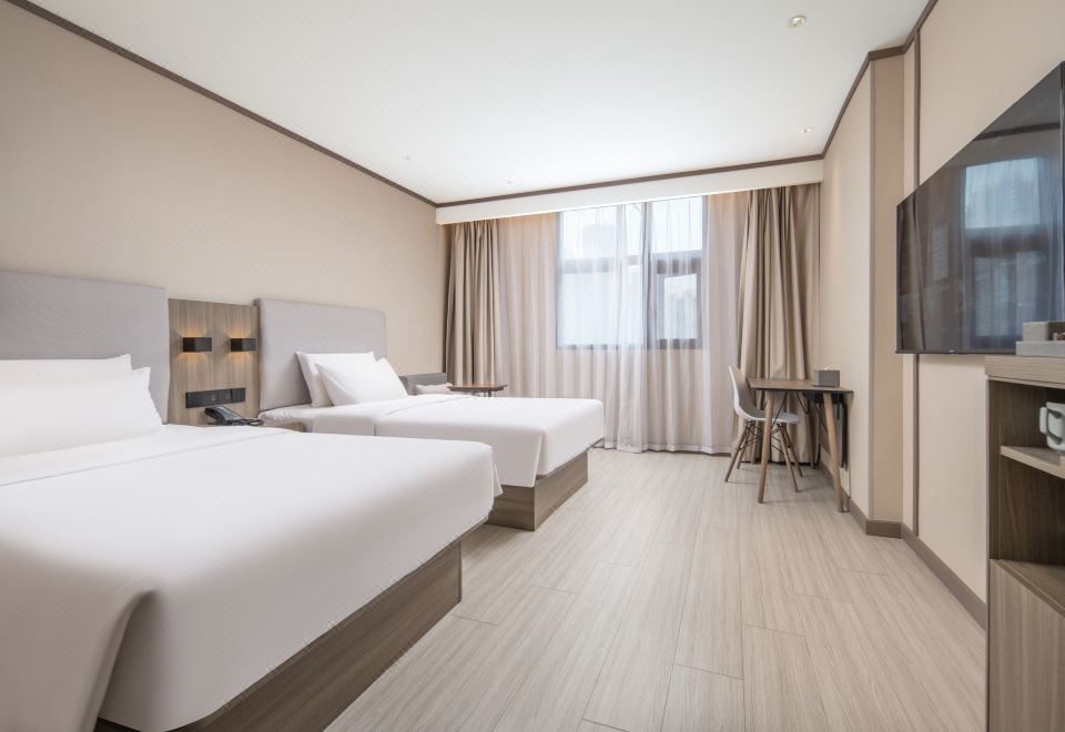  Hotel Overview