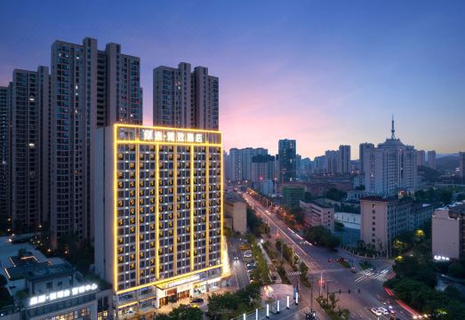 绿意·雅致酒店（娄底人文科技学院店）外景图