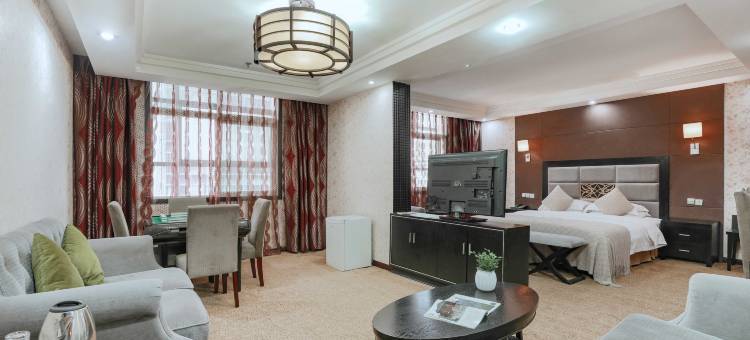 久龙·利斯卡尔酒店(酉州古城桃花源店)图片