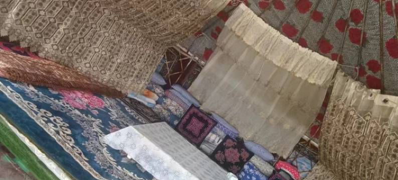 赛里木湖西海草原宝拉牧家乐图片