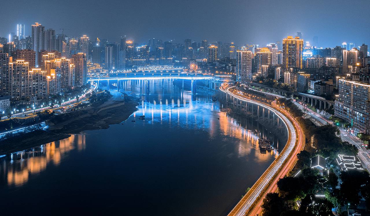 欧辰高空江景酒店(重庆观音桥北滨一路店)图片