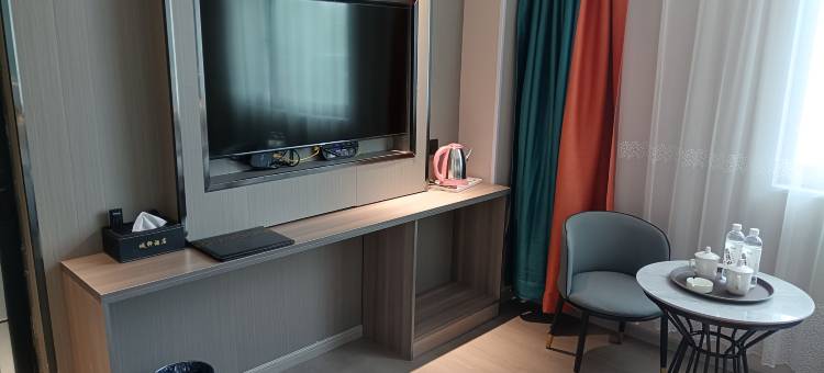 安多城轩酒店图片