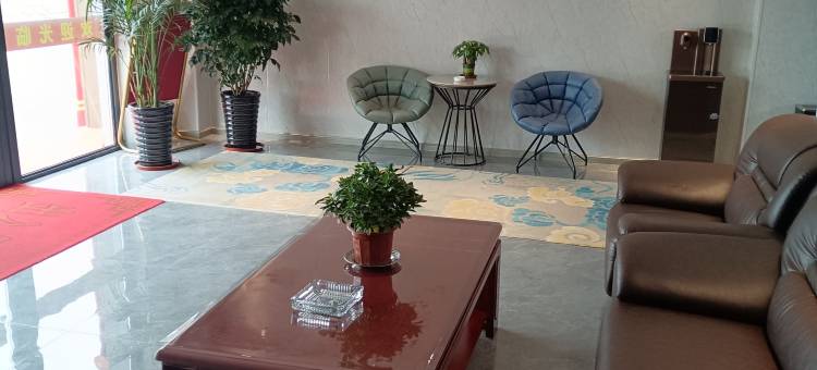 安多城轩酒店图片