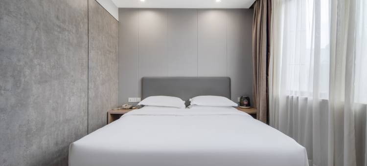 榴莲小星酒店(南京东南大学诚信大道地铁站店)图片