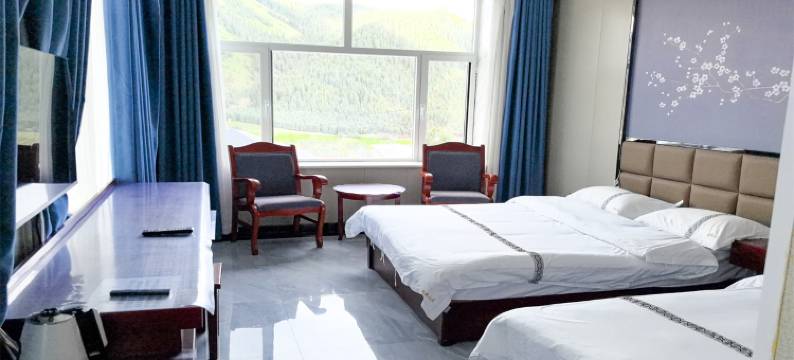 祁连瑞峰山庄(卓尔山景区店)图片