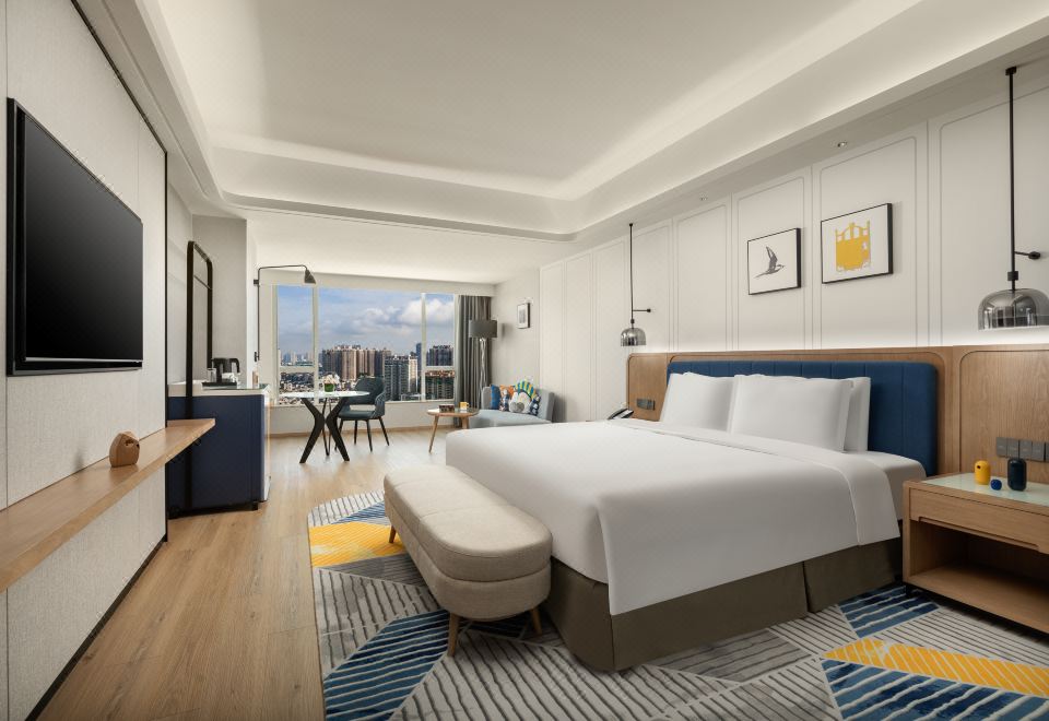 voco Guangzhou Shifu Hotel Overview