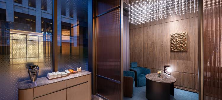 深圳罗湖口岸国贸桔子水晶酒店图片