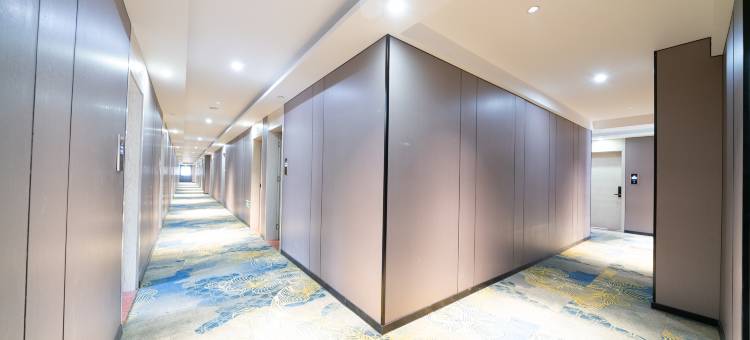 佰顺智慧酒店(柳州高铁站店)图片