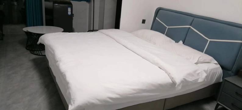 诗曼观影酒店(郑州海洋馆庙李商业中心店)图片