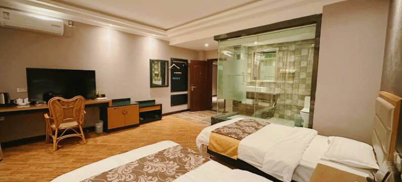 爱泊酒店(伊宁火车站店)图片