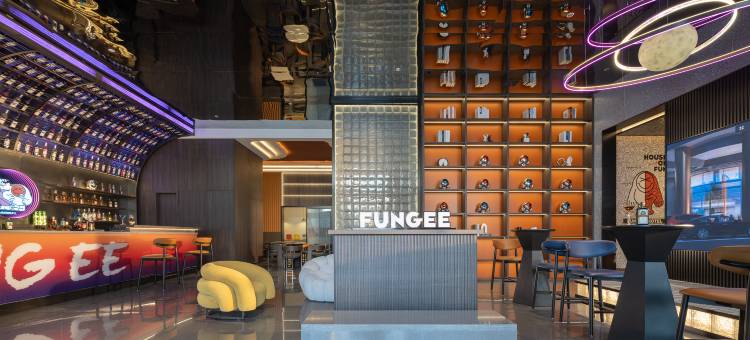 FunGee欢致酒店(长沙五一广场地铁站店)图片