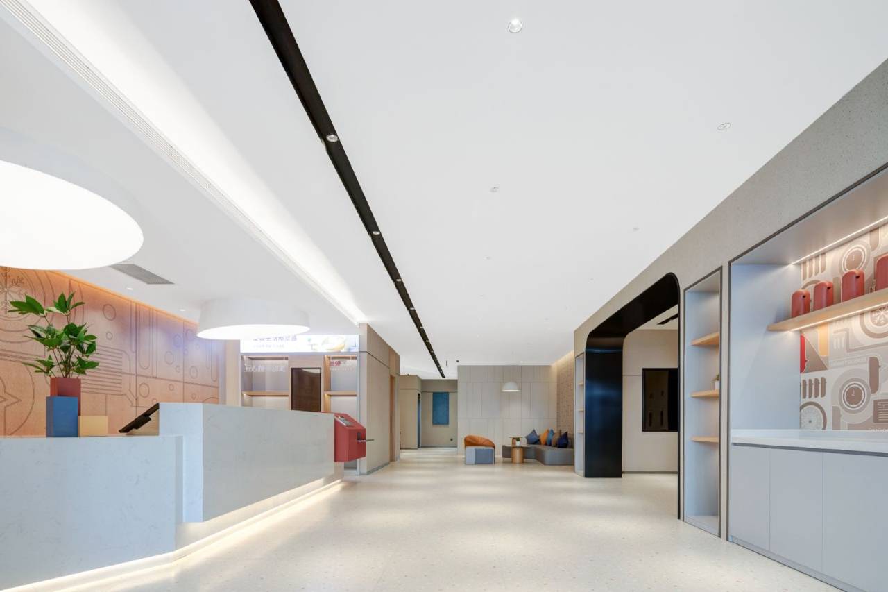 如家商旅酒店(西安软件新城鱼化寨地铁站店)图片