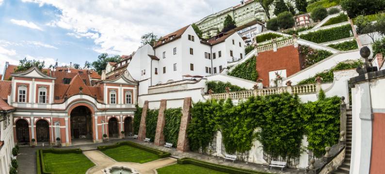 黄金井酒店(Golden Well)图片
