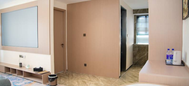 亿忆莎民宿(阜阳双清湾公园恒大绿洲店)图片