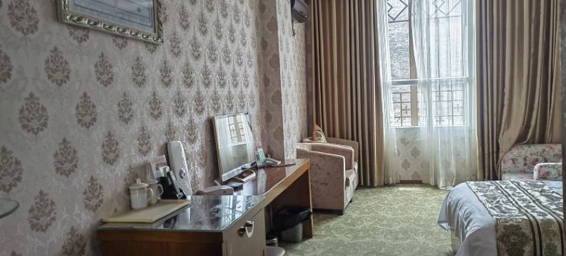 色达颂赞林大酒店图片