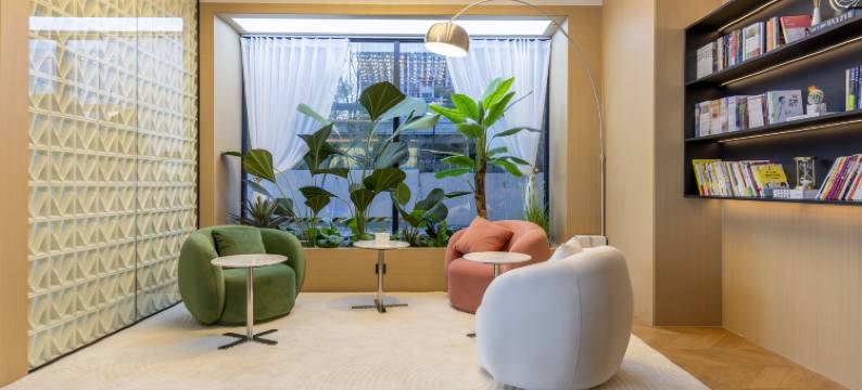 雅澜甄选酒店(呼和浩特内蒙古大学南校区五里营地铁站店)图片