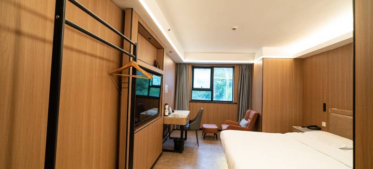 酷8亚旗酒店(上海虹桥机场九亭地铁站店)图片