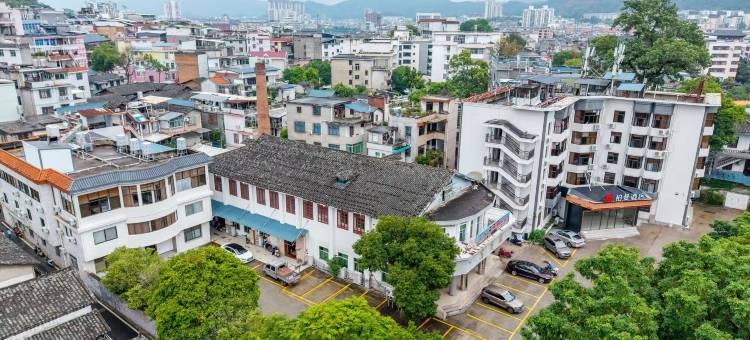 柏曼酒店(长汀古城济川门店)图片