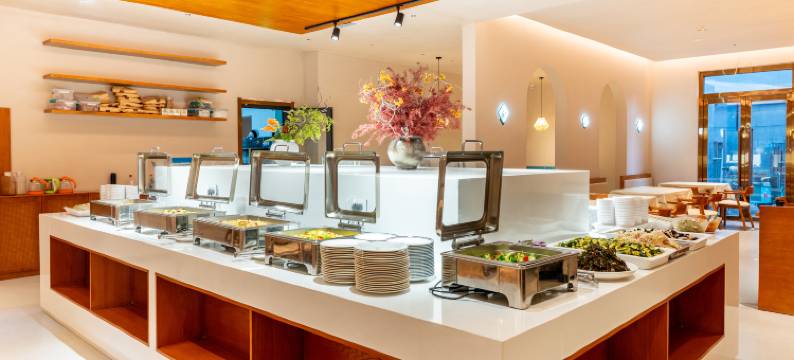 龙庭大酒店(那拉提旅游风景区店)图片