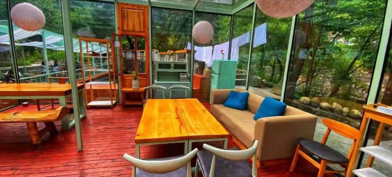 宁陕珍本色山居图片