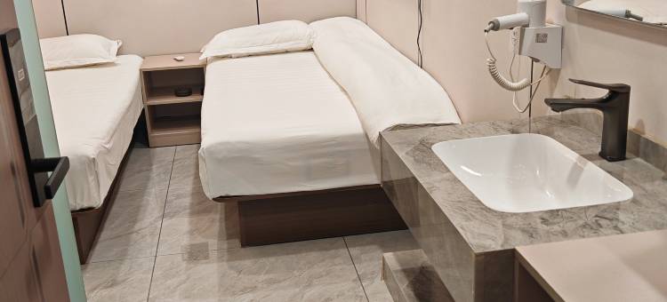 嘉荫嘉途智享宾馆图片