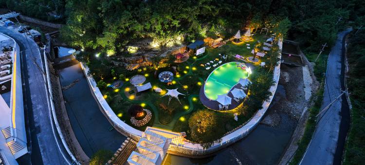桐庐览亭星野·溪·谷·瀑·营·HALO RESORT(雅鲁漂流山湾湾店)图片