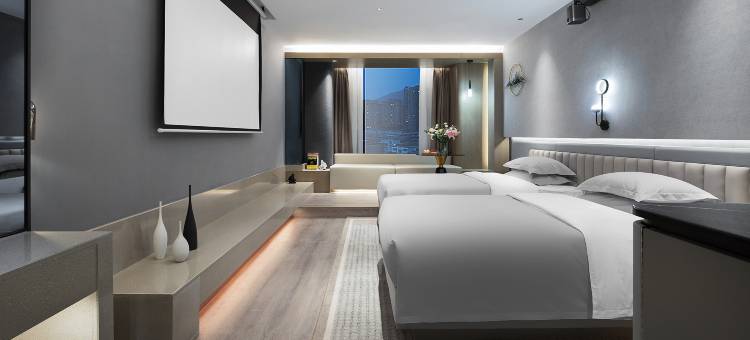 逸尚东方酒店(万达广场澳源体育中心店)图片