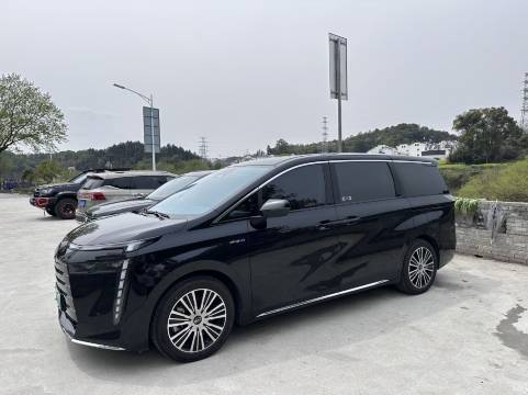 婺源树边·樟舍图片