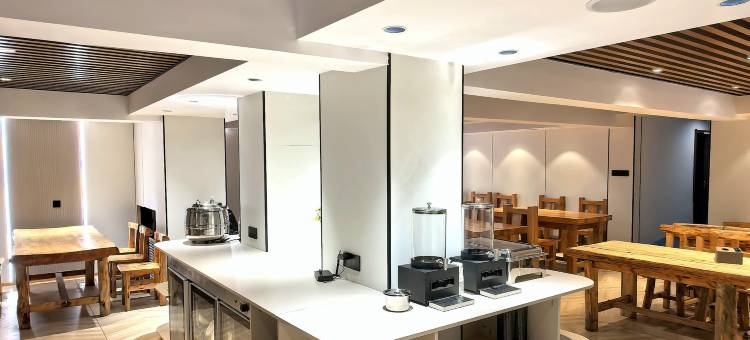 UP华驿智旅酒店(漠河市北极星广场店)图片