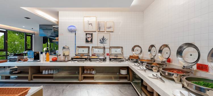 云之尚·泰和酒店(泸水六库店)图片