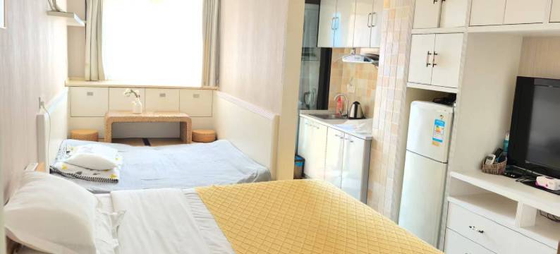 莫里亚蒂民宿(江汉路步行街店)图片