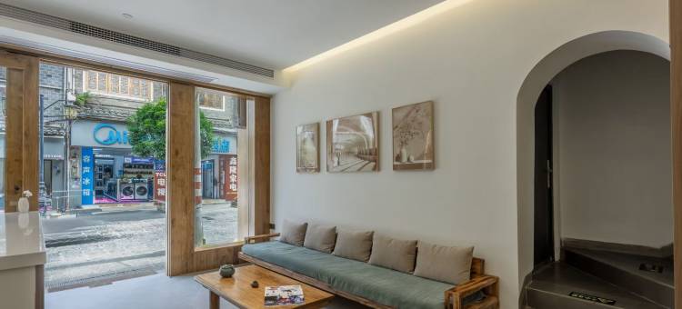 镇远云河河景民宿(镇远古镇店)图片