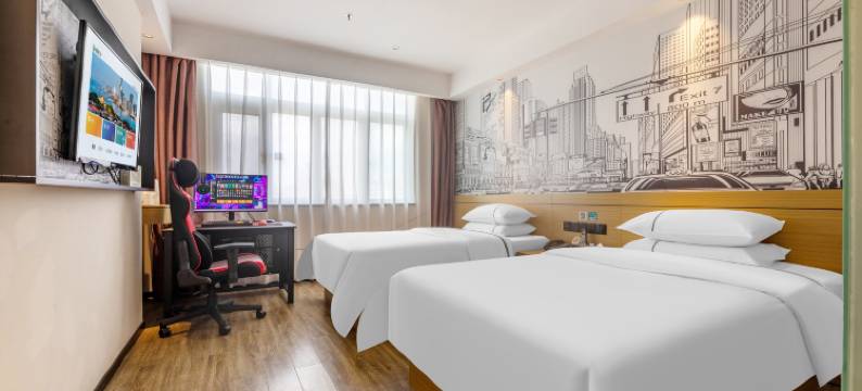 竞悦电竞酒店(遂川县政府步行街批发城店)图片