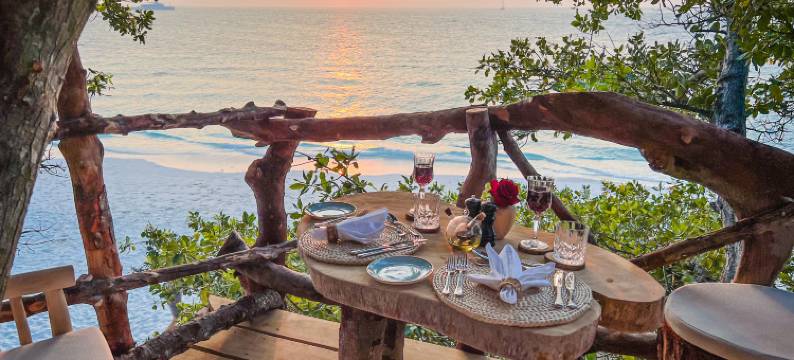 马拉希尼库达班多度假村(Malahini Kuda Bandos Resort)图片