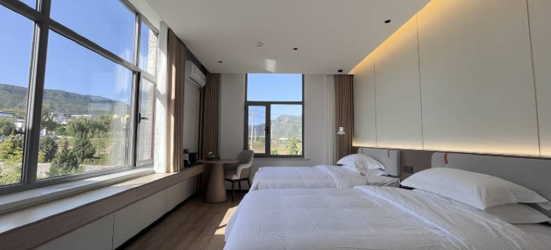 崆峒山康养酒店图片