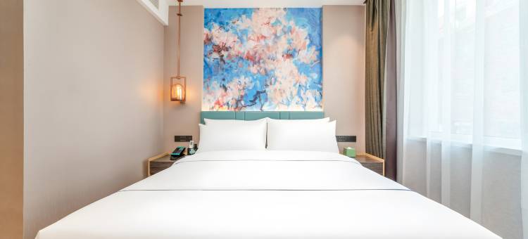 白玉兰酒店(济南大明湖东门花园路店)图片