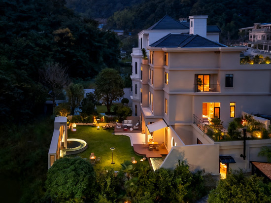 叁懿里SanYiLi·隐奢山居度假民宿(万峰林景区店)