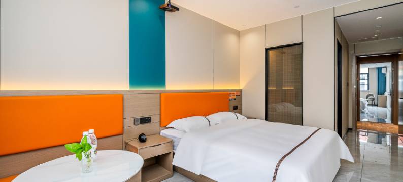 左岸酒店(汉口城市广场兴业路地铁站店)图片